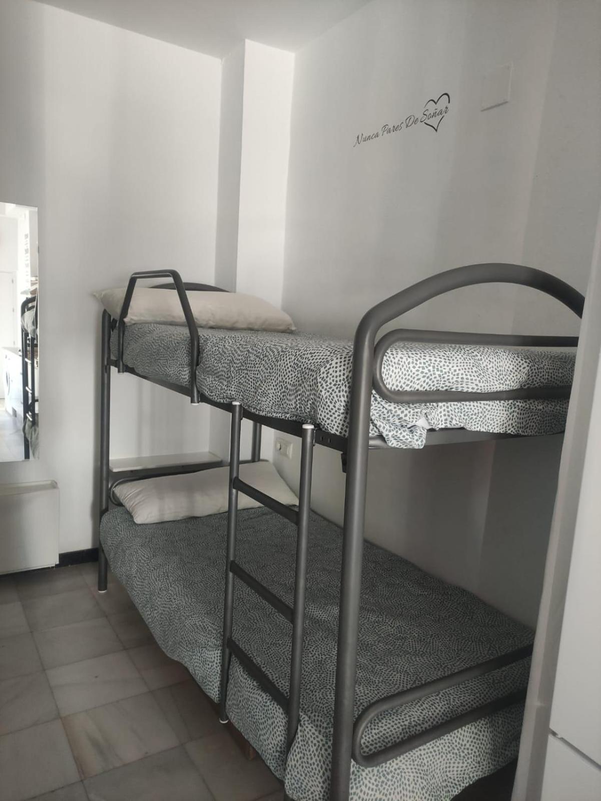 Apartamento En Planta Baja Con Vistar Al Mar 科尼尔-德拉弗龙特拉 外观 照片